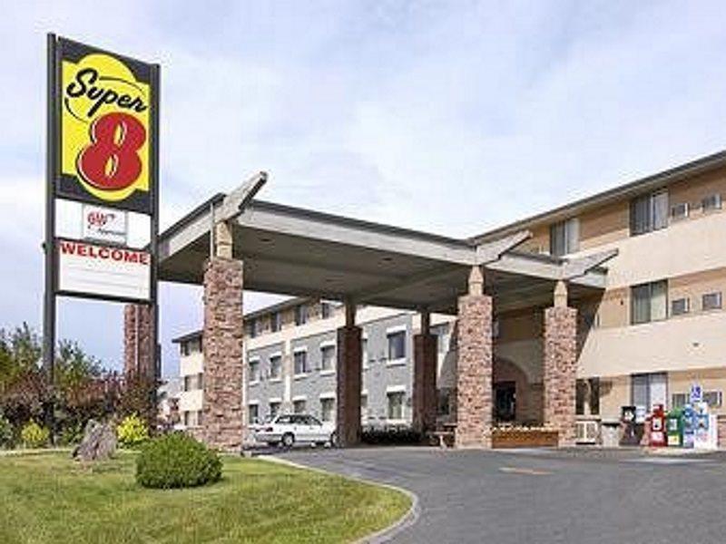 Отель Super 8 By Wyndham Grand Junction Colorado Экстерьер фото
